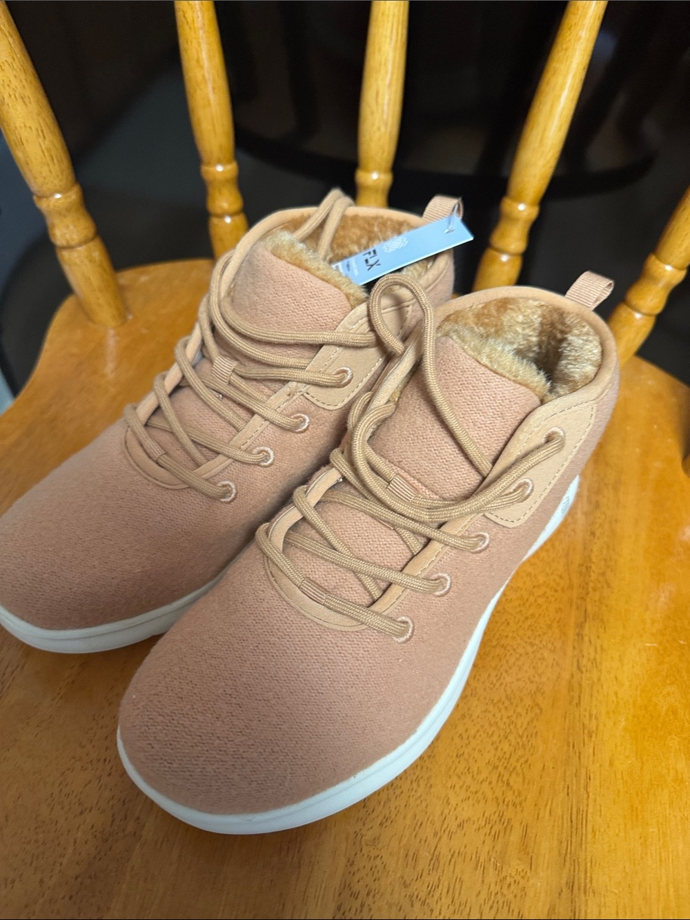 Women's FLX 7.5W Tan sherpa water proof lightweight hightop Casual Sneakers